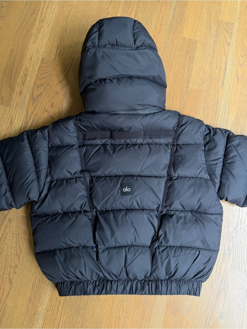 Alo Yoga Aspen Love Puffer Jacket Black size Small